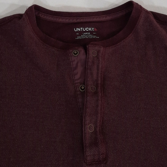 UNTUCKit Schrock Long Sleeve Henley - Picture 4 of 4